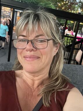 Meet your Posher, Karin